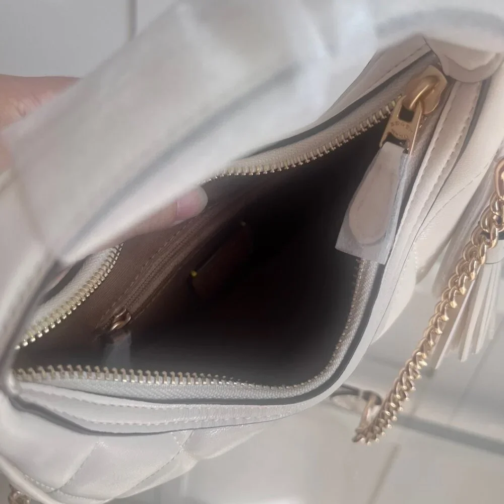 COACH Women's New Crescent-Shaped Bag with Round Ring Chain Shoulder/Crossbody S - Picture 8 of 9